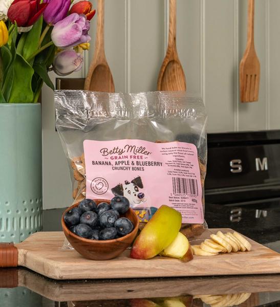 Betty Miller’s Grain-Free Banana, Apple & Blueberry Bones – Fruity Dog Treats 400g
